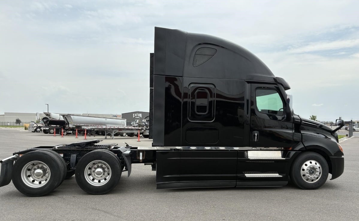 2023 Freightliner Cascadia 126 — another exterior angle