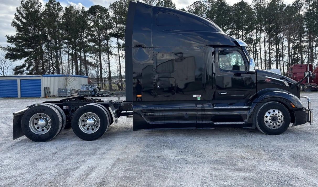 2024 Peterbilt 579 — another exterior angle