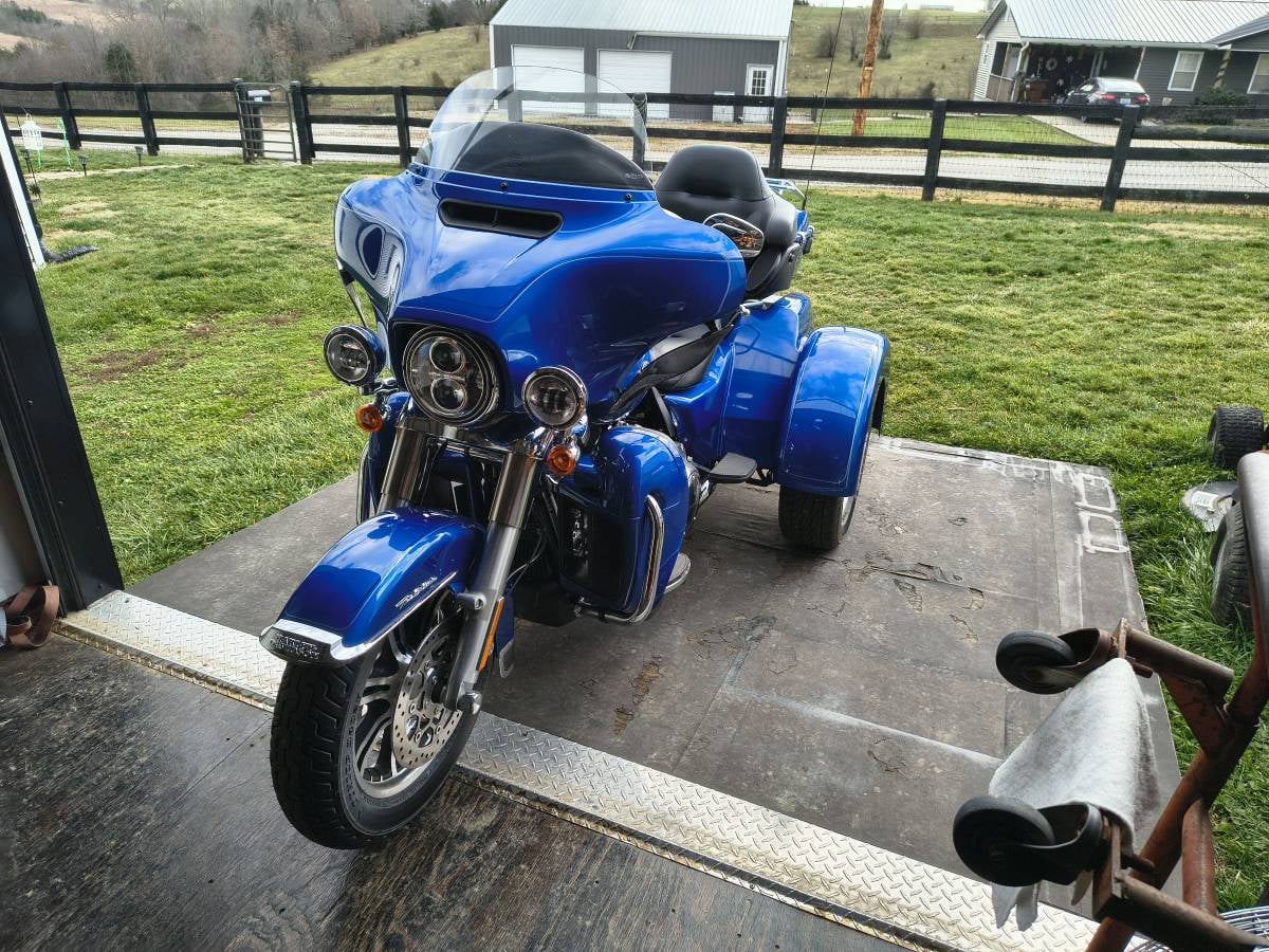2024 Harley-Davidson Tri Glide Ultra Classic — additional view