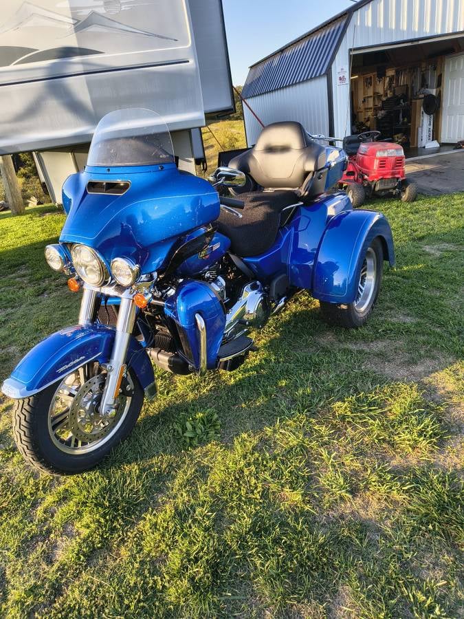 2024 Harley-Davidson Tri Glide Ultra Classic — parked on the grass