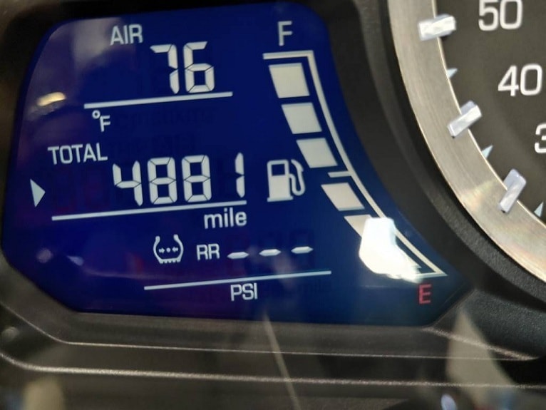 Fuel gauge display on the Goldwing