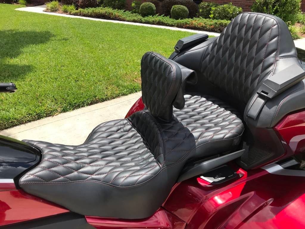 Diamond custom seat and backrest detail