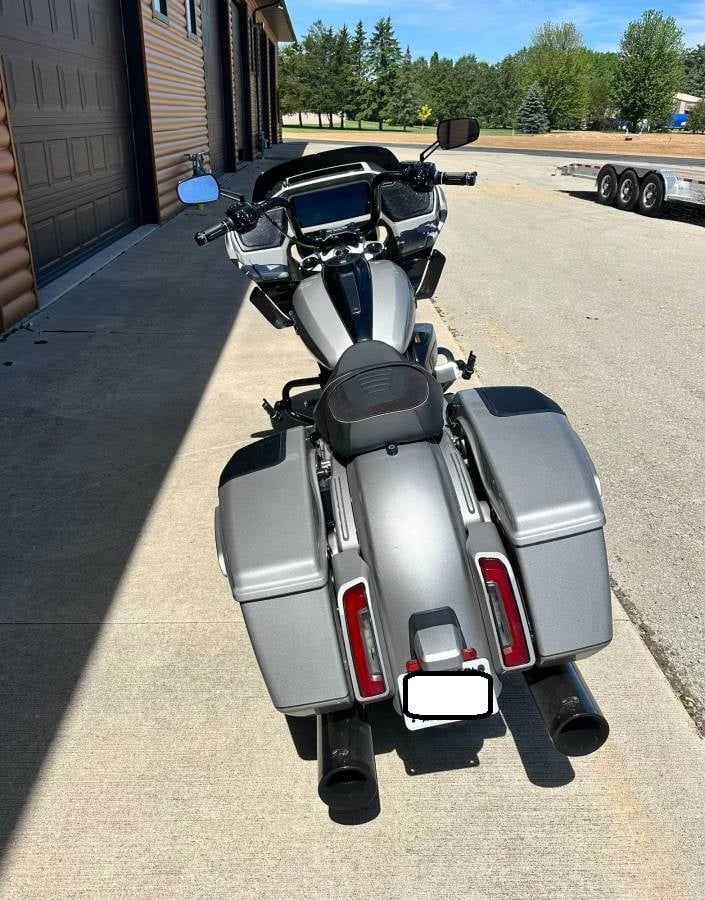 2023 Harley-Davidson CVO Road Glide — rear view