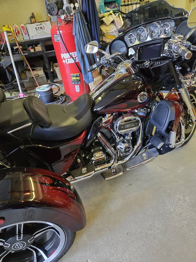 2022 Harley-Davidson CVO Tri Glide — full view in the garage
