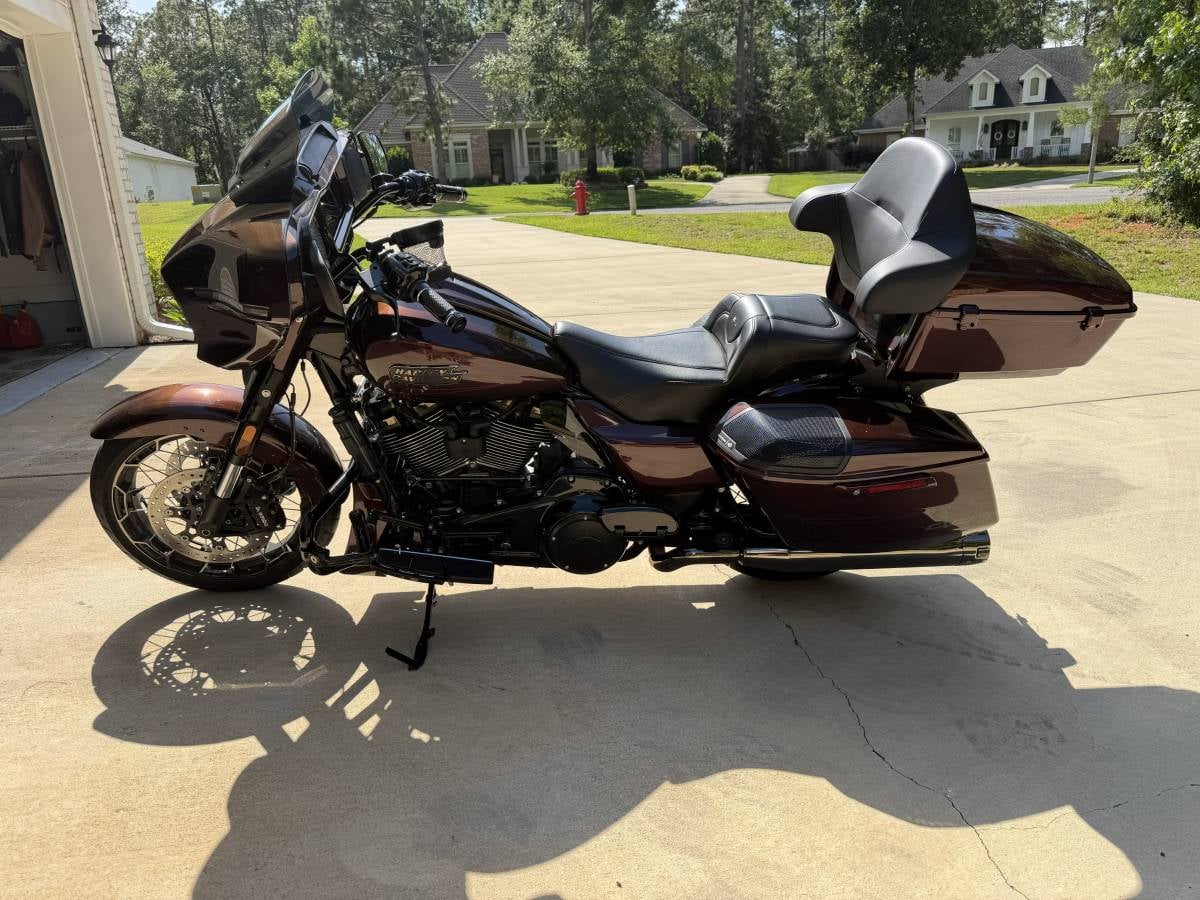2024 Harley-Davidson CVO Street Glide — parked in the driveway