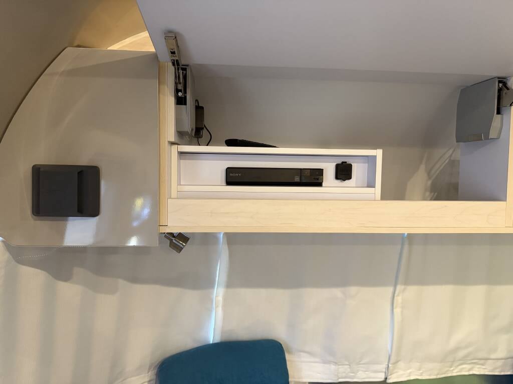 2022 Airstream Flying Cloud 27FBQ — hidden TV media cabinet