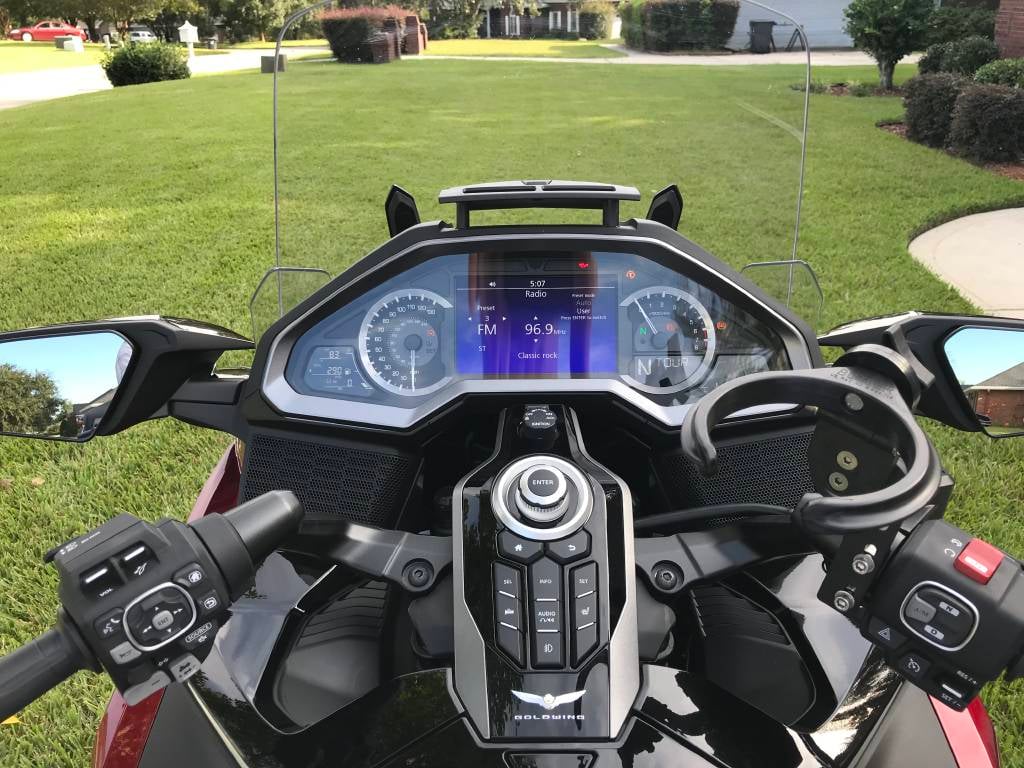 Goldwing dashboard and instrument display