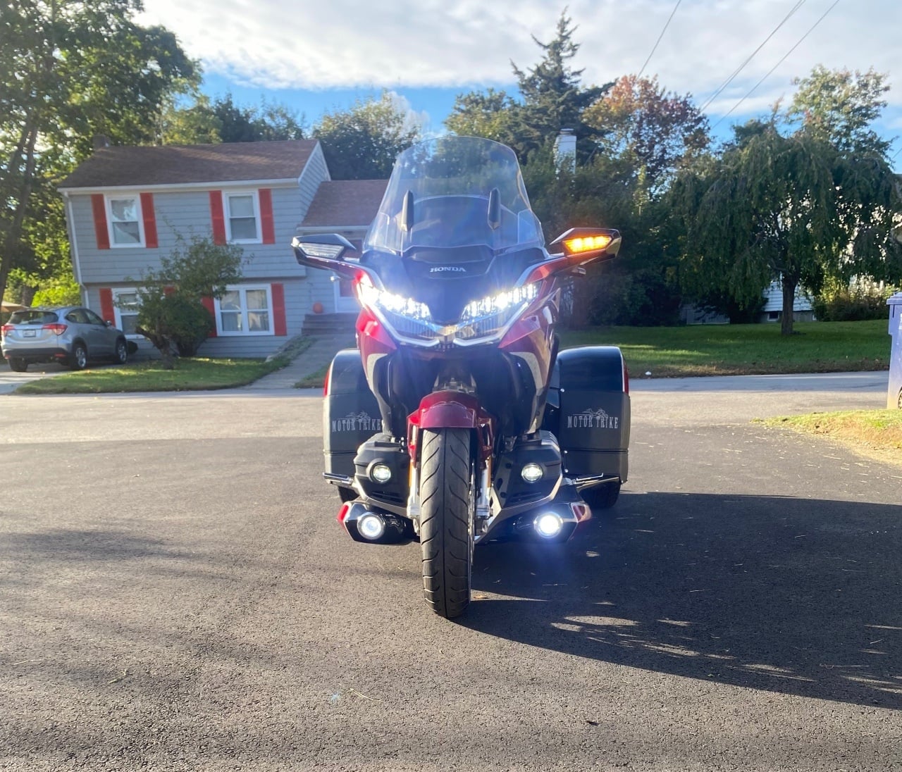 2021 Honda Goldwing Automatic DCT — front three-quarter view