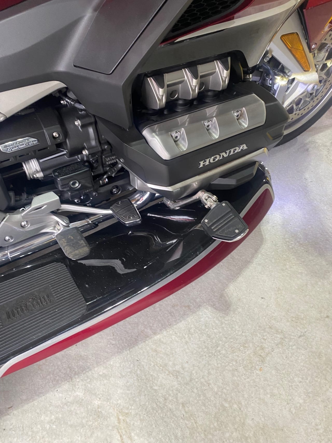 Goldwing flat-six engine closeup