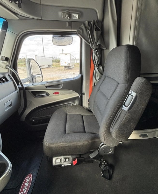 2024 Peterbilt 579 — passenger seat and dash