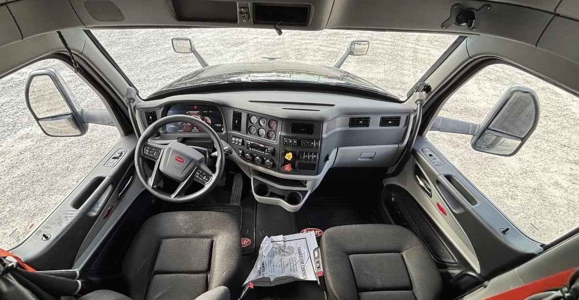 2024 Peterbilt 579 — cab interior