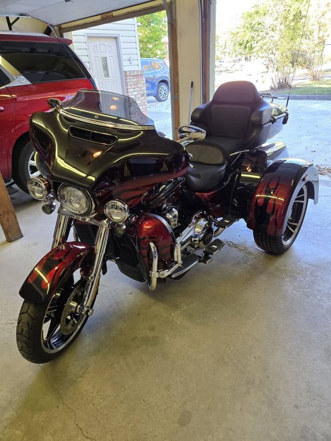 2022 Harley-Davidson CVO Tri Glide — touring profile with saddlebags