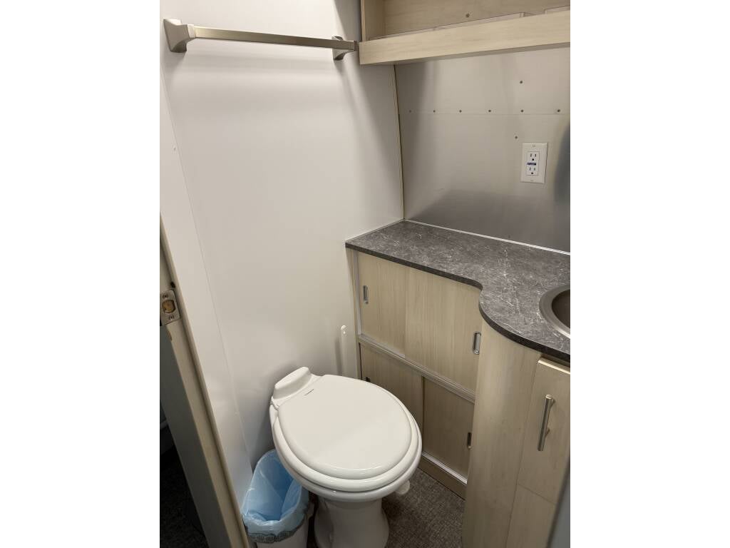 2022 Airstream Flying Cloud 27FBQ — bathroom toilet and sink