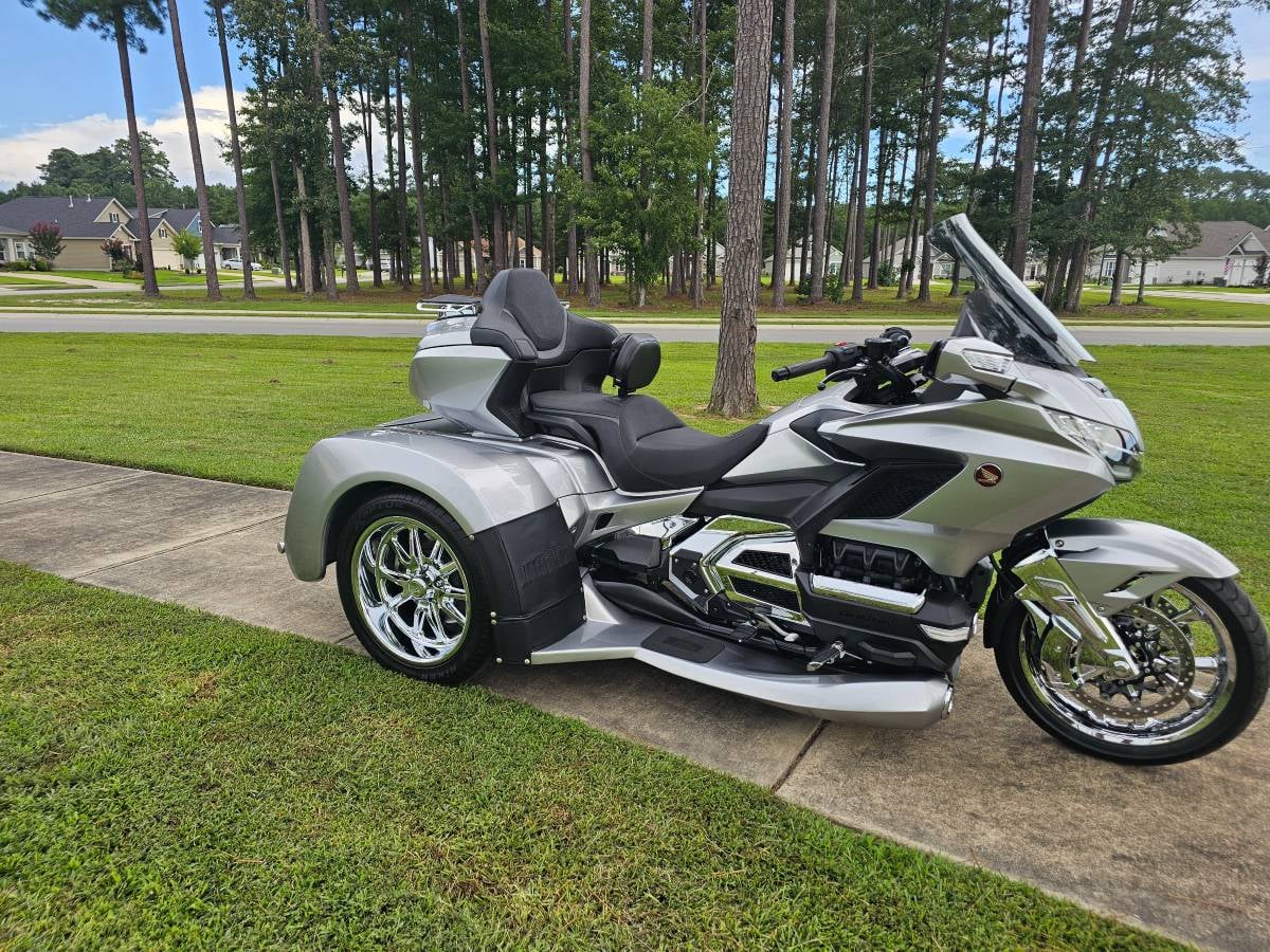 2024 Honda Gold Wing Motor Trike — three-quarter view