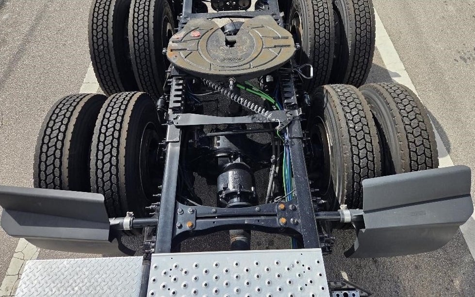 2024 Freightliner Cascadia 126 — chassis with new virgin tires and polished aluminum wheels